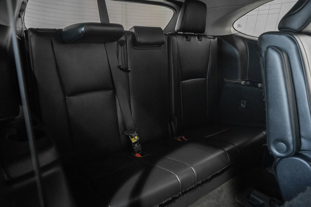 Used 2023 Toyota Highlander XLE image 32