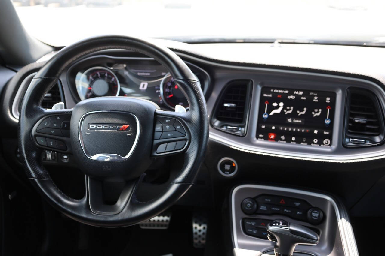 Used 2021 Dodge Challenger R/T Scat Pack RWD image 21