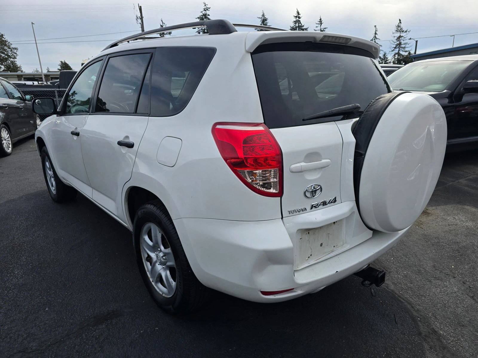 Used 2008 Toyota RAV4 4WD image 3