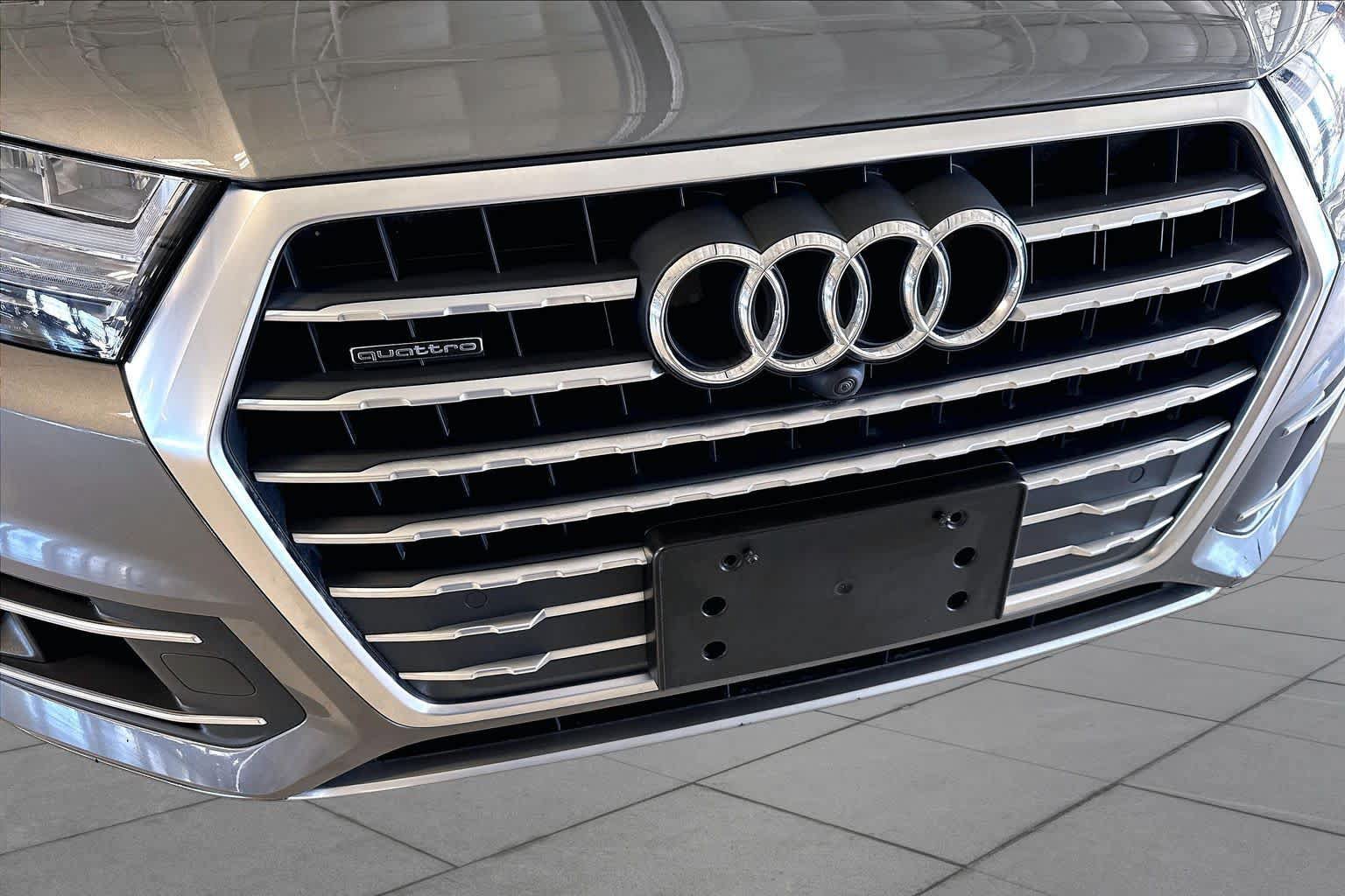 Used 2018 Audi Q7 3.0T Prestige AWD/4WD image 30