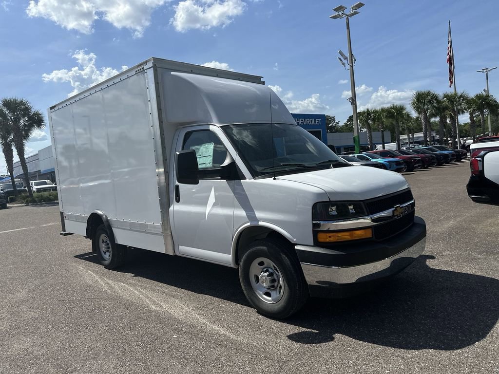 New 2025 Chevrolet Express 3500 w/ Power Convenience Package image 10