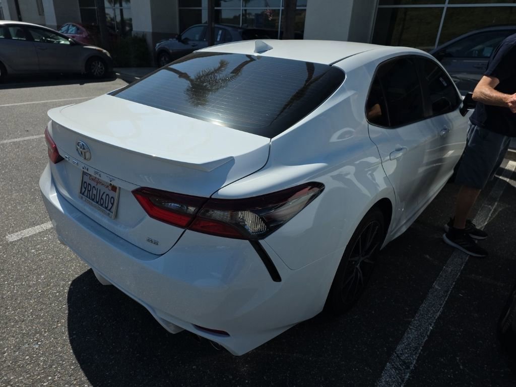 Used 2024 Toyota Camry SE w/ Audio Upgrade Package image 5