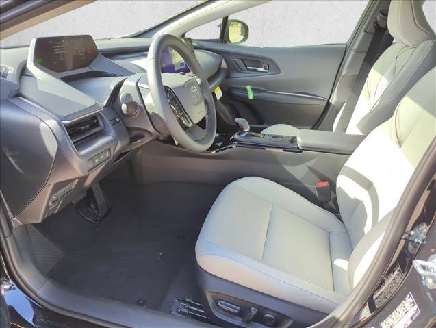 Certified 2026 Toyota Prius XLE FWD image 11
