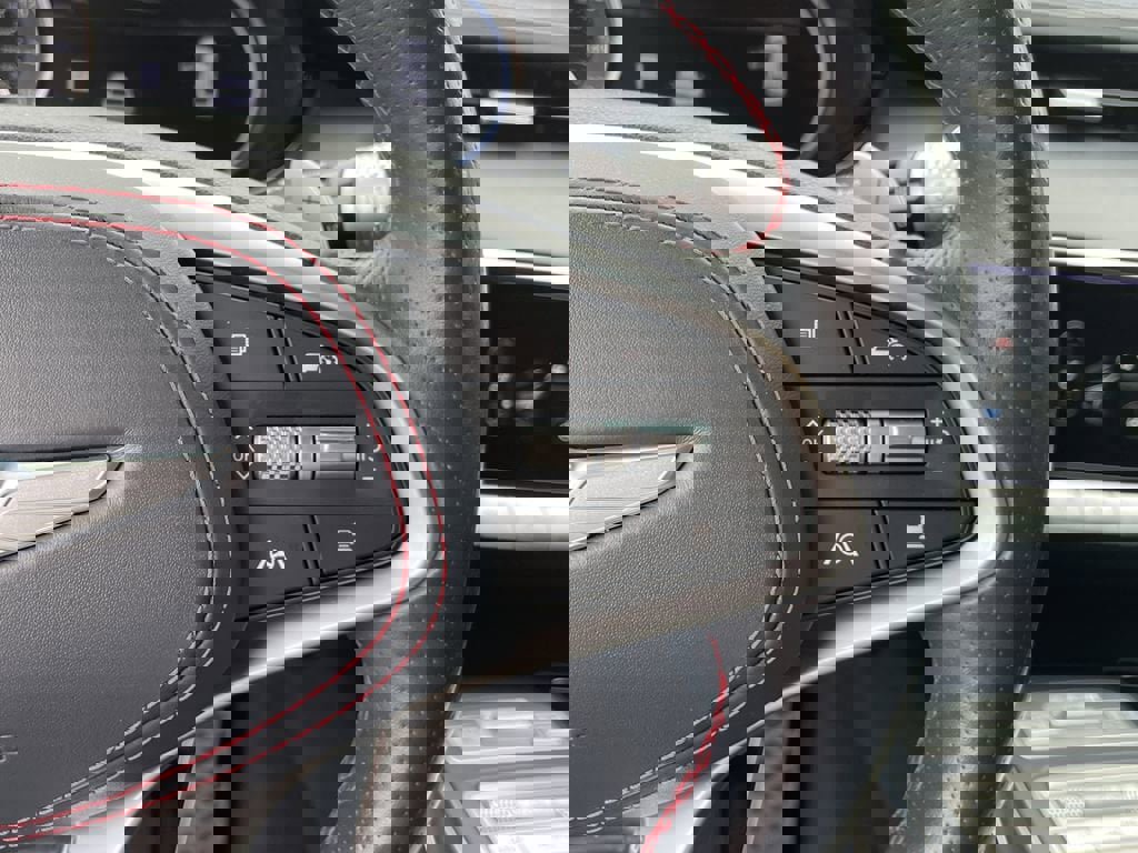 Used 2023 Genesis GV70 3.5T Sport w/ Sport Advanced Package image 27