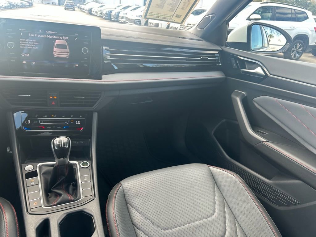 Certified 2025 Volkswagen Jetta GLI Autobahn image 12