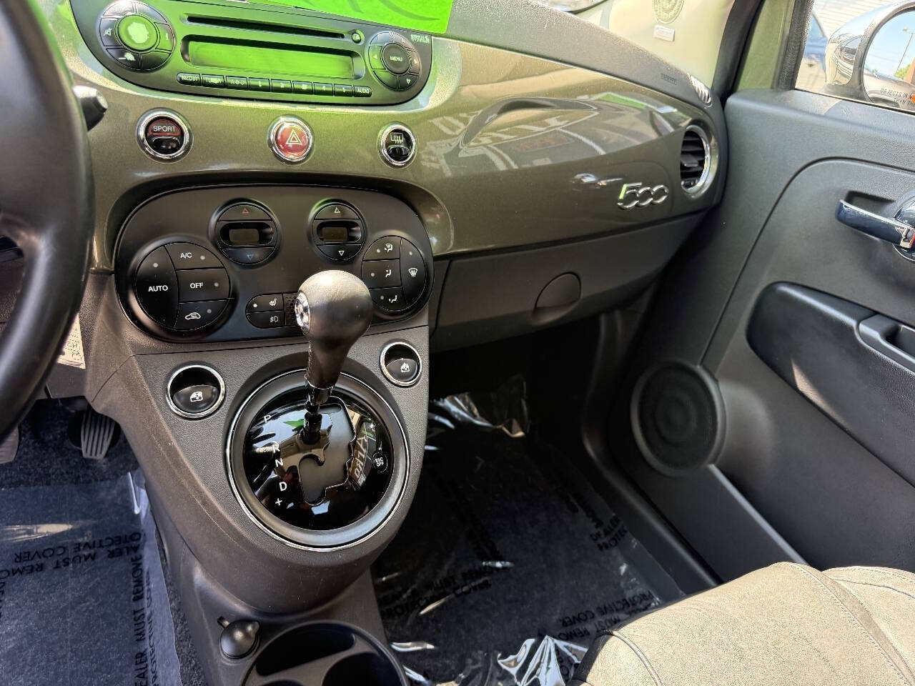 Used 2012 FIAT 500 Lounge w/ Luxury Leather Pkg FWD image 15