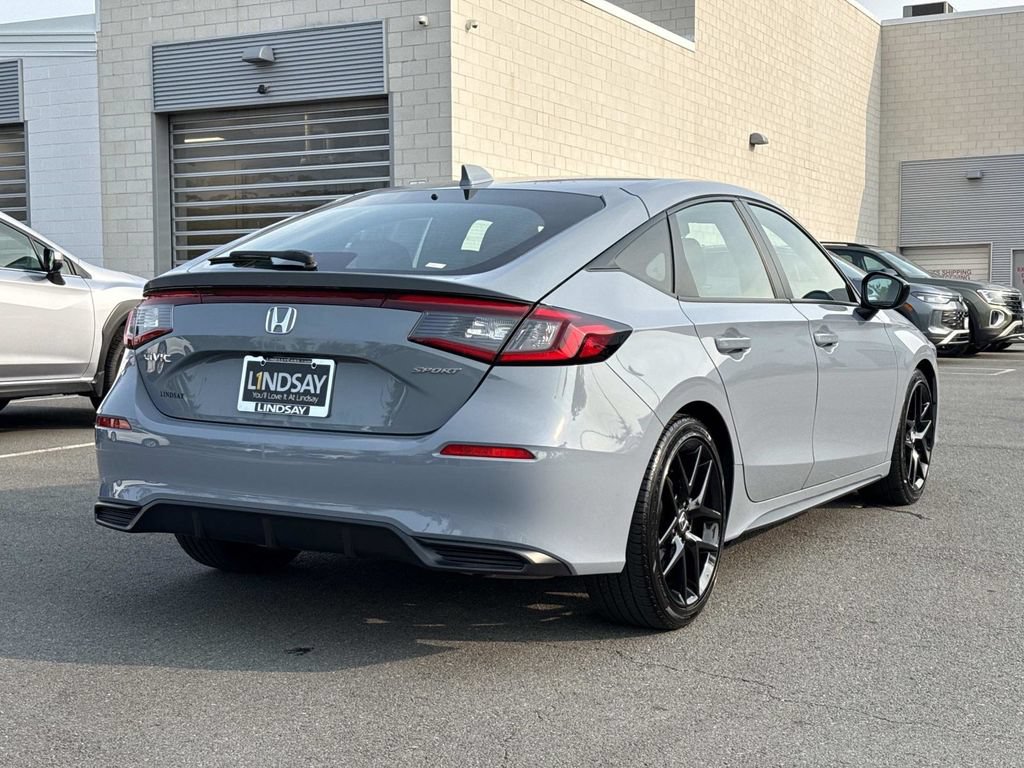 Used 2024 Honda Civic Sport image 3