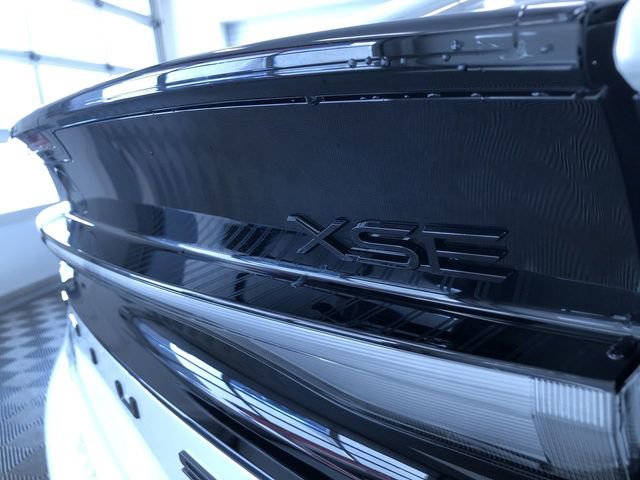 New 2026 Toyota Prius Plug-In Hybrid image 15