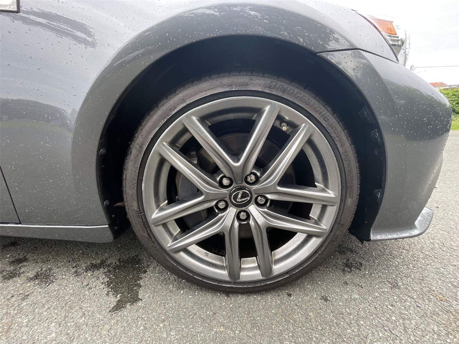 Used 2016 Lexus IS 300 AWD image 10