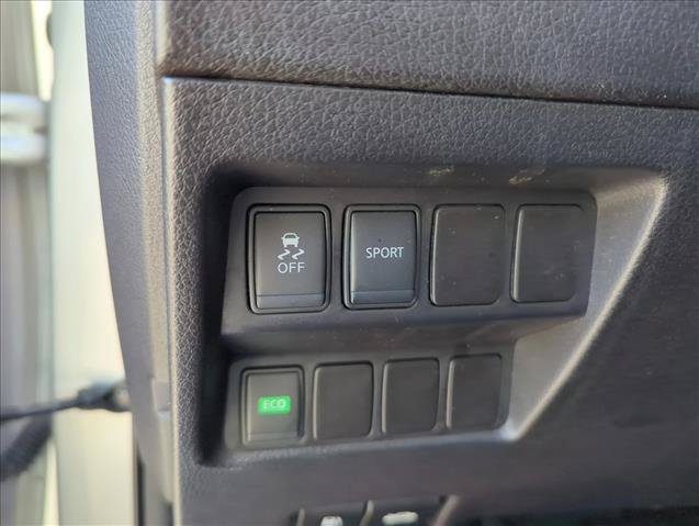 Used 2016 Nissan Rogue S FWD image 14