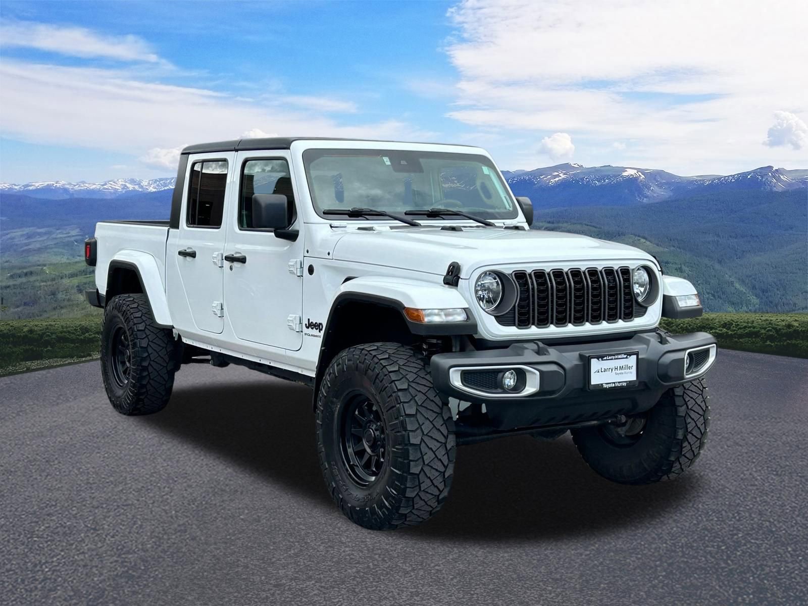 Used 2024 Jeep Gladiator Sport AWD/4WD image 8