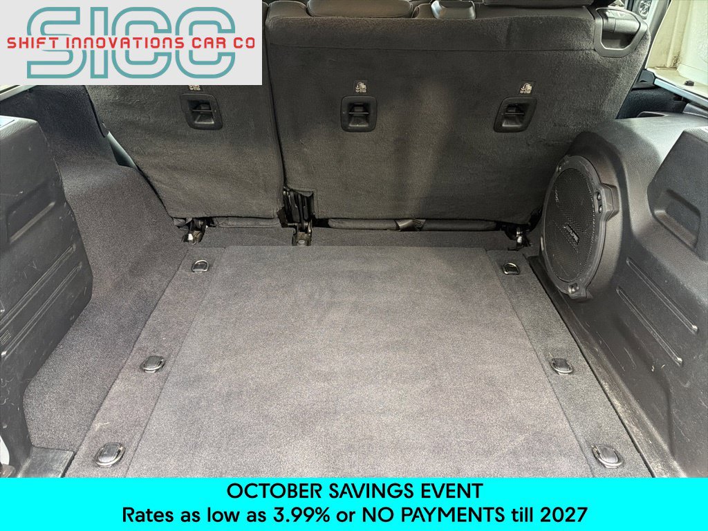Used 2023 Jeep Wrangler Unlimited Sahara AWD/4WD image 23