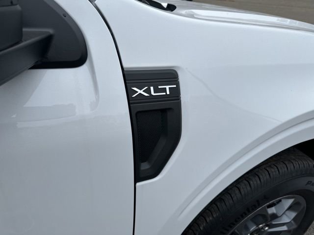 New 2025 Ford Maverick XLT image 9