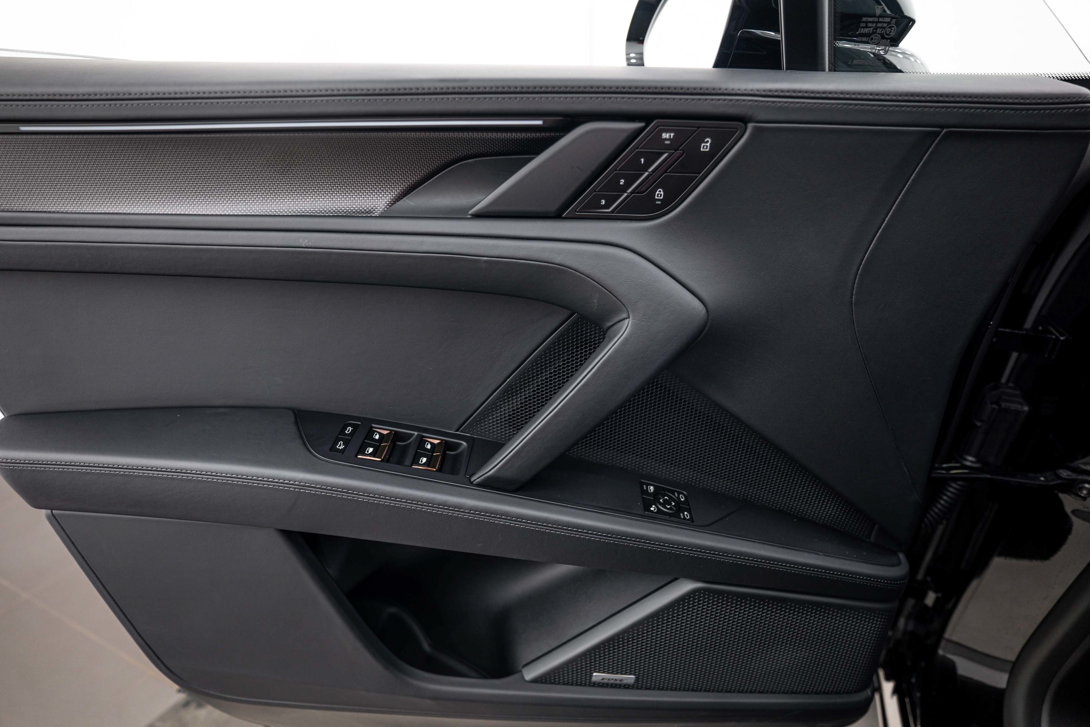 New 2026 Porsche Cayenne Turbo AWD/4WD image 16