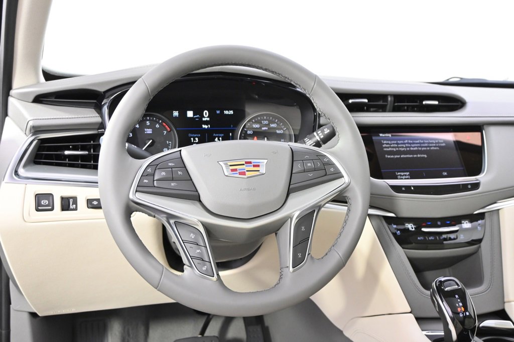 New 2025 Cadillac XT5 Premium Luxury w/ Technology Package image 12