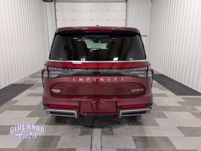 Used 2025 INFINITI QX80 Sensory image 3