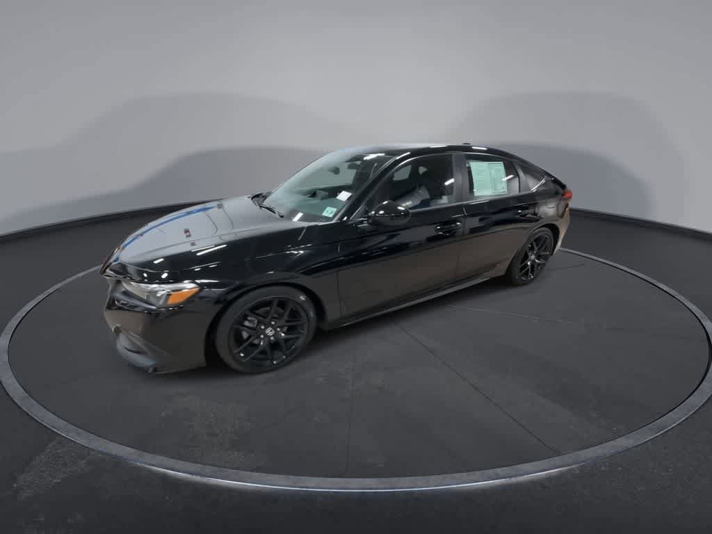 Used 2023 Honda Civic Sport image 4