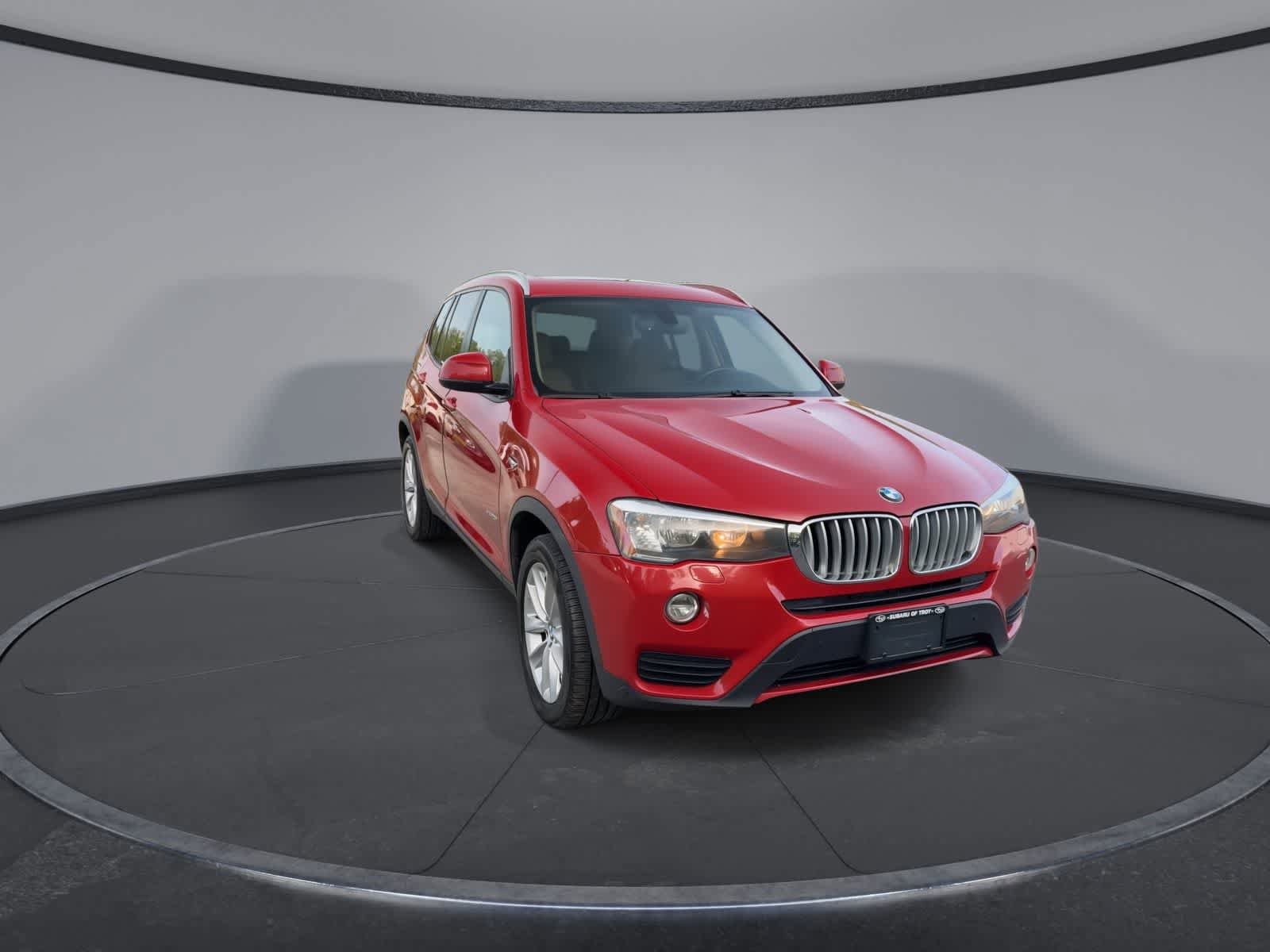 Used 2017 BMW X3 xDrive28i AWD/4WD image 2