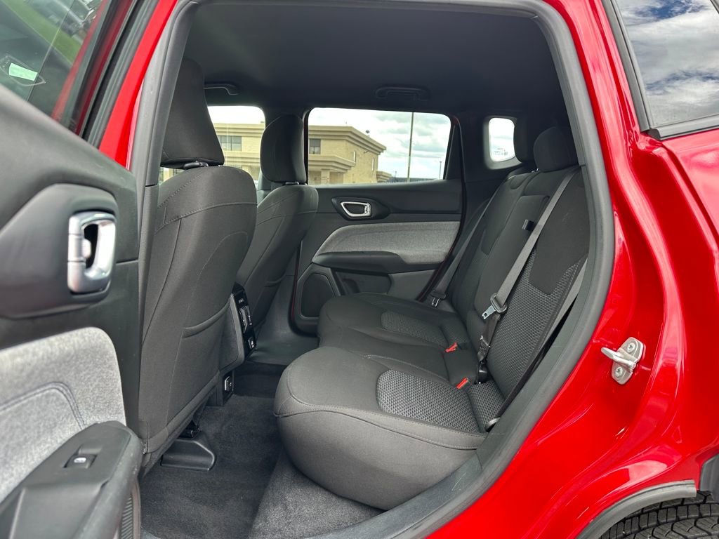 Used 2023 Jeep Compass Sport image 11