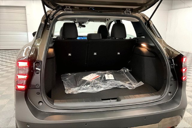 New 2026 Nissan Kicks S AWD/4WD image 39