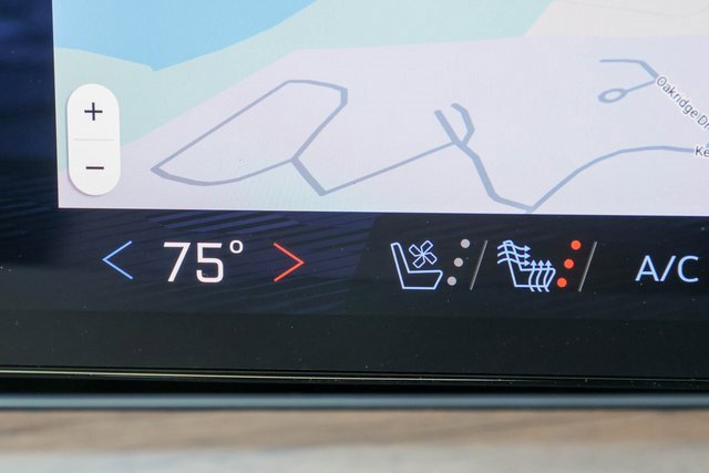 New 2026 Chevrolet Suburban High Country image 30