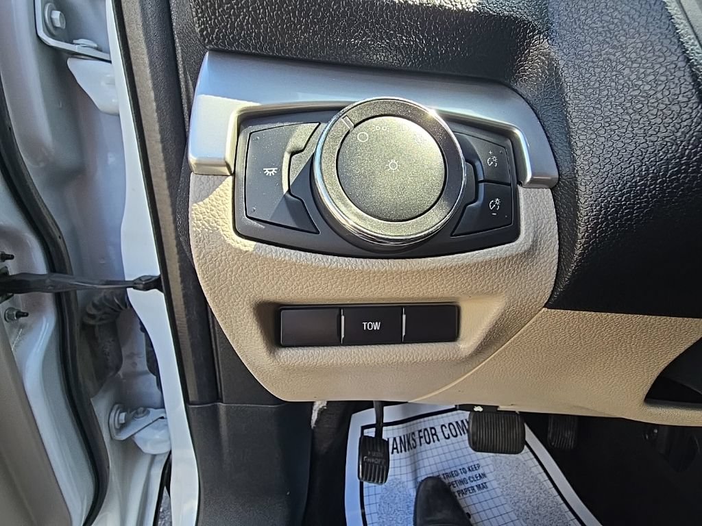 Used 2018 Ford Explorer 4WD w/ Class II Trailer Tow Package image 10