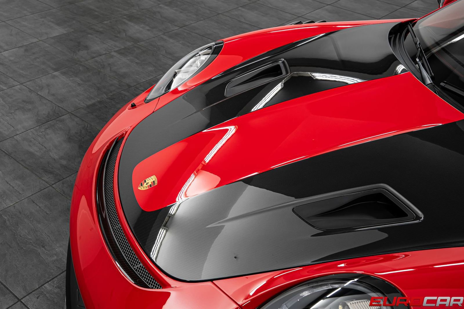 Used 2018 Porsche 911 GT2 RS RWD image 9