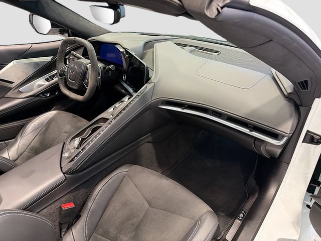 Used 2023 Chevrolet Corvette Stingray Premium Conv w/ Z51 Performance Package RWD image 23