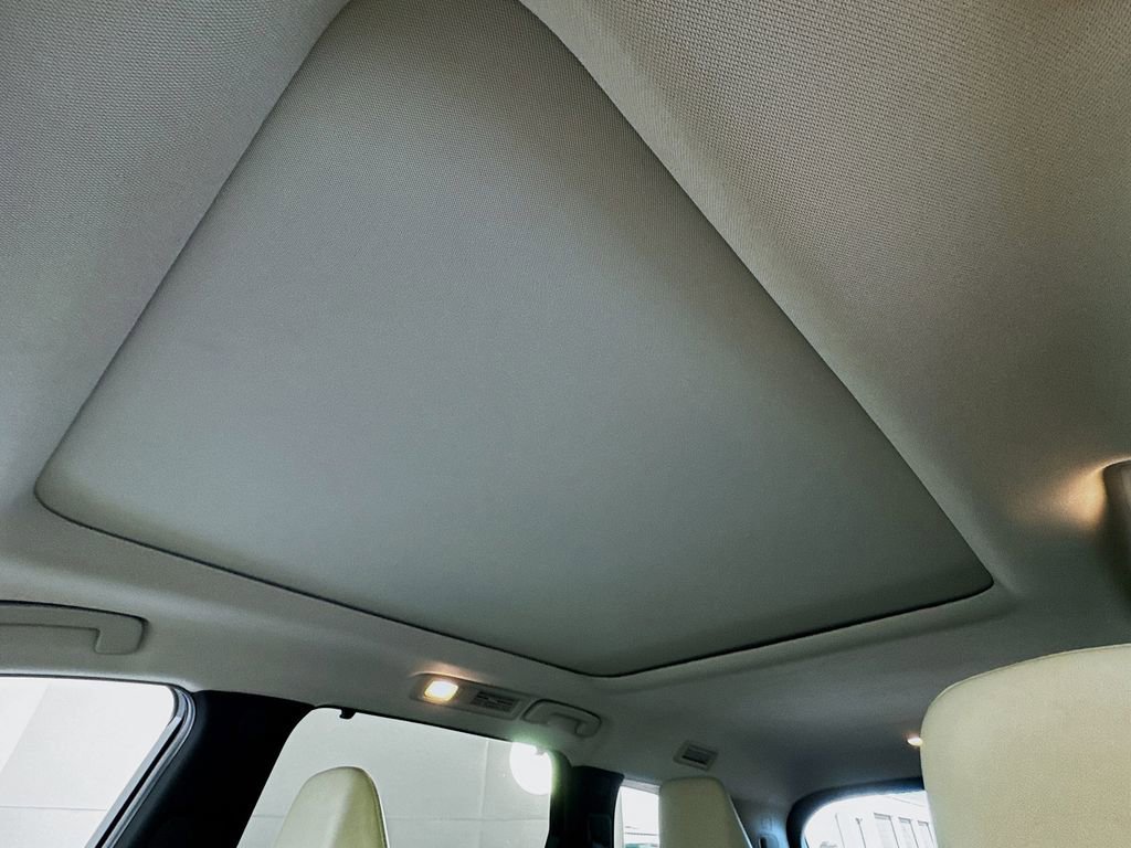 Used 2023 INFINITI QX60 Luxe w/ Cargo Package image 22