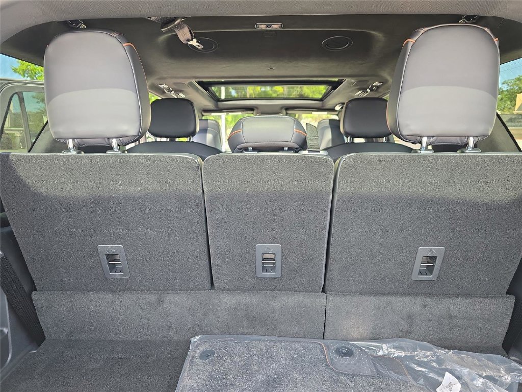 New 2026 Lincoln Navigator Black Label AWD/4WD image 26