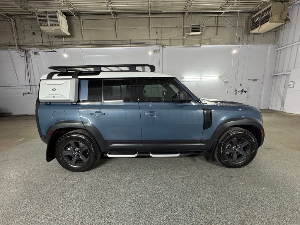 Used 2022 Land Rover Defender 110 image 10