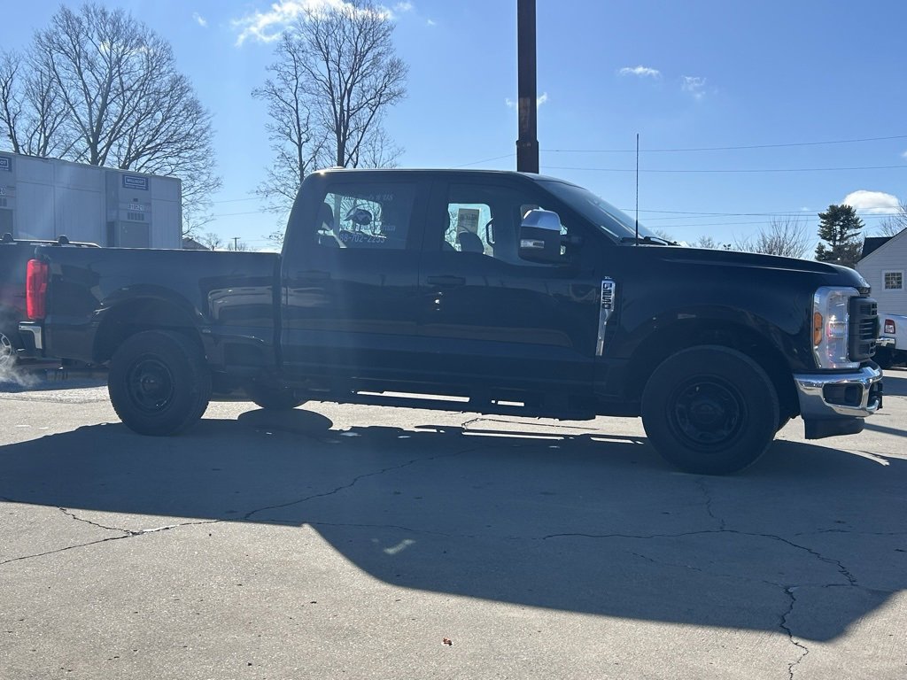 Used 2023 Ford F250 XL w/ XL Chrome Package image 5
