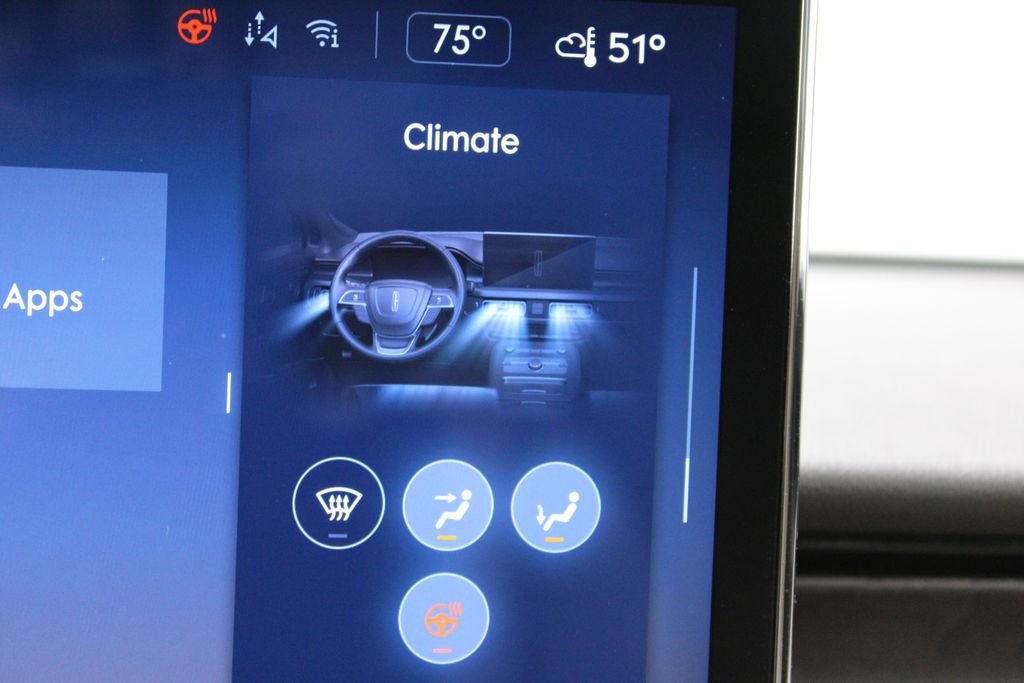 Used 2022 Lincoln Nautilus Reserve w/ Equipment Group 201A image 51