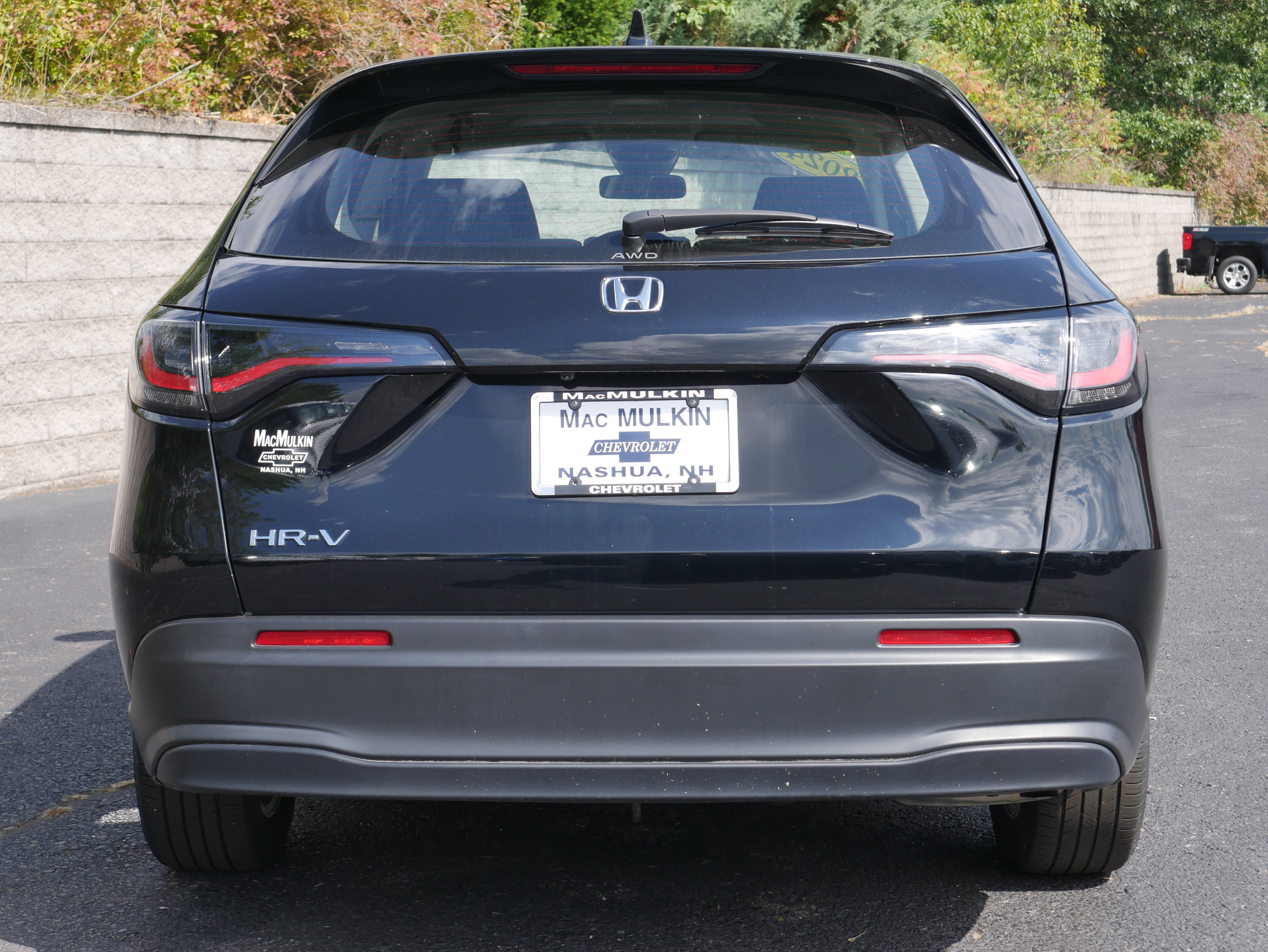 Used 2024 Honda HR-V LX image 5