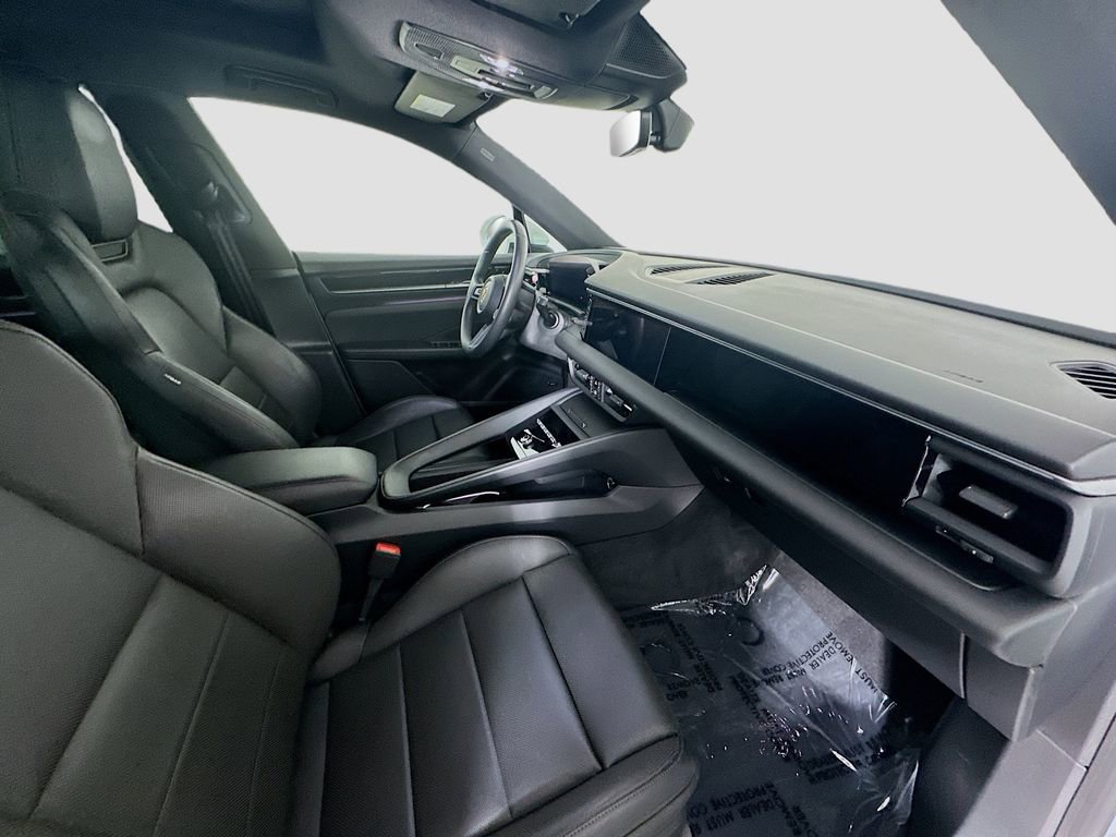 Certified 2024 Porsche Macan 4 Electric image 30