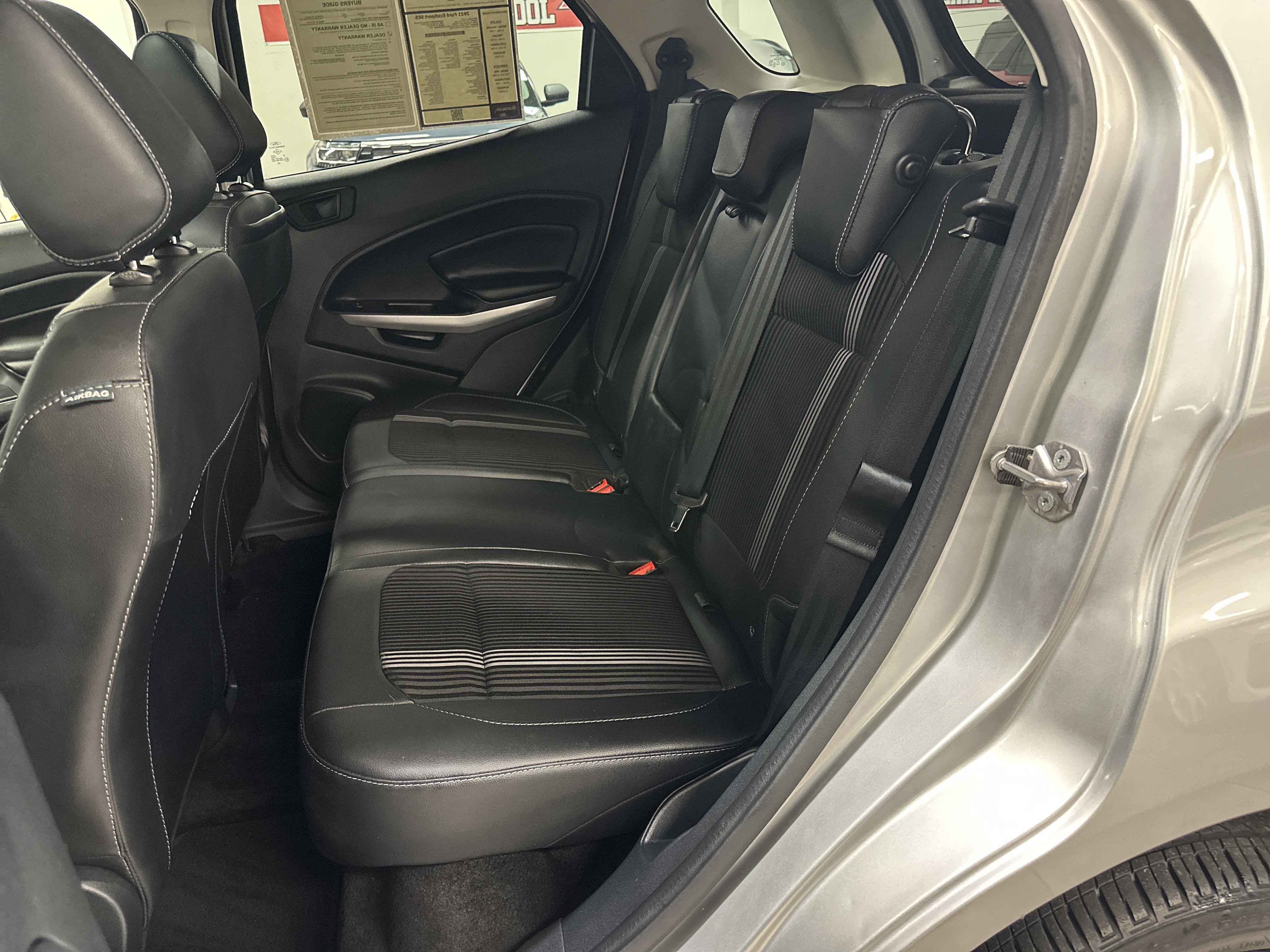 Used 2021 Ford EcoSport SES image 6