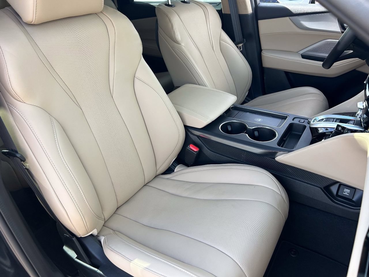 Certified 2025 Acura MDX FWD w/ Technology Package image 12