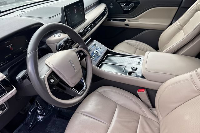 Used 2022 Lincoln Aviator Reserve w/ Elements Package Plus AWD/4WD image 10