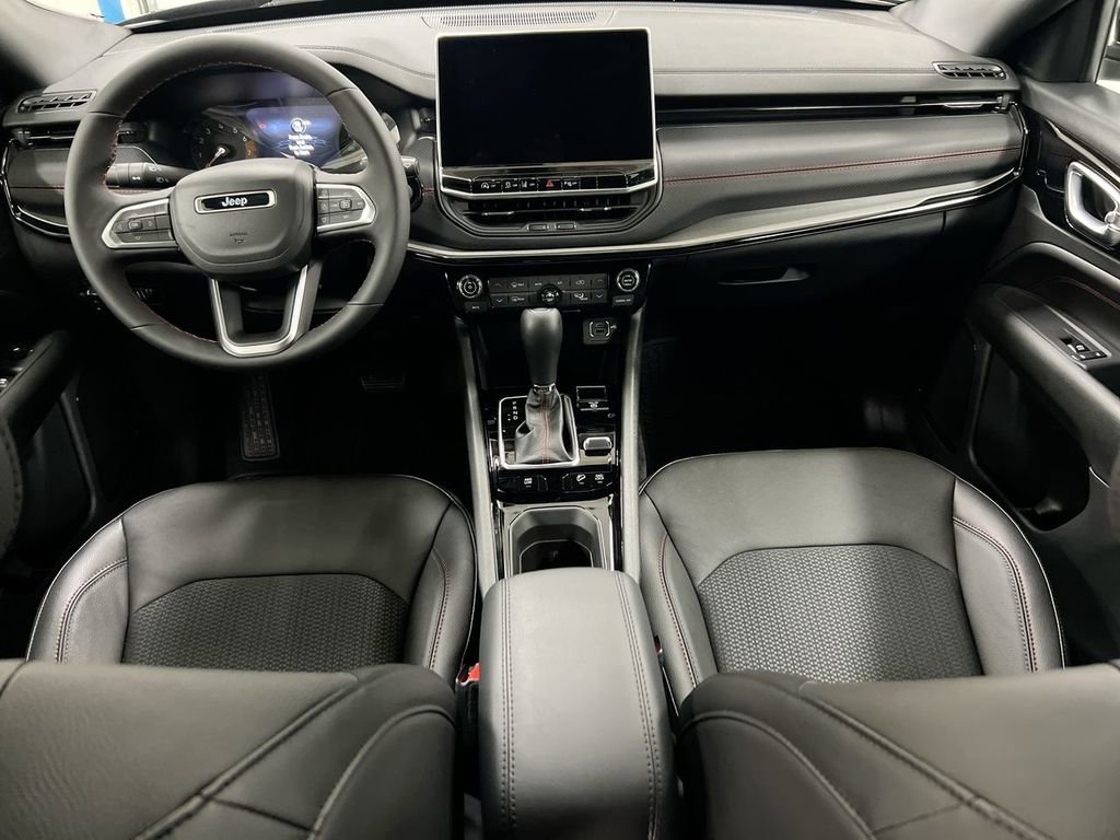 New 2026 Jeep Compass Trailhawk image 10