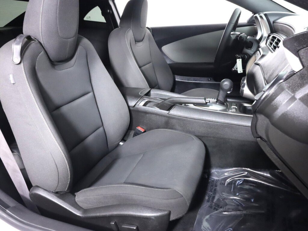 Used 2015 Chevrolet Camaro LS image 32