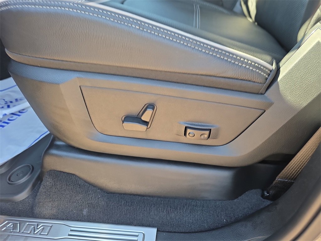 New 2026 RAM 3500 Limited image 13