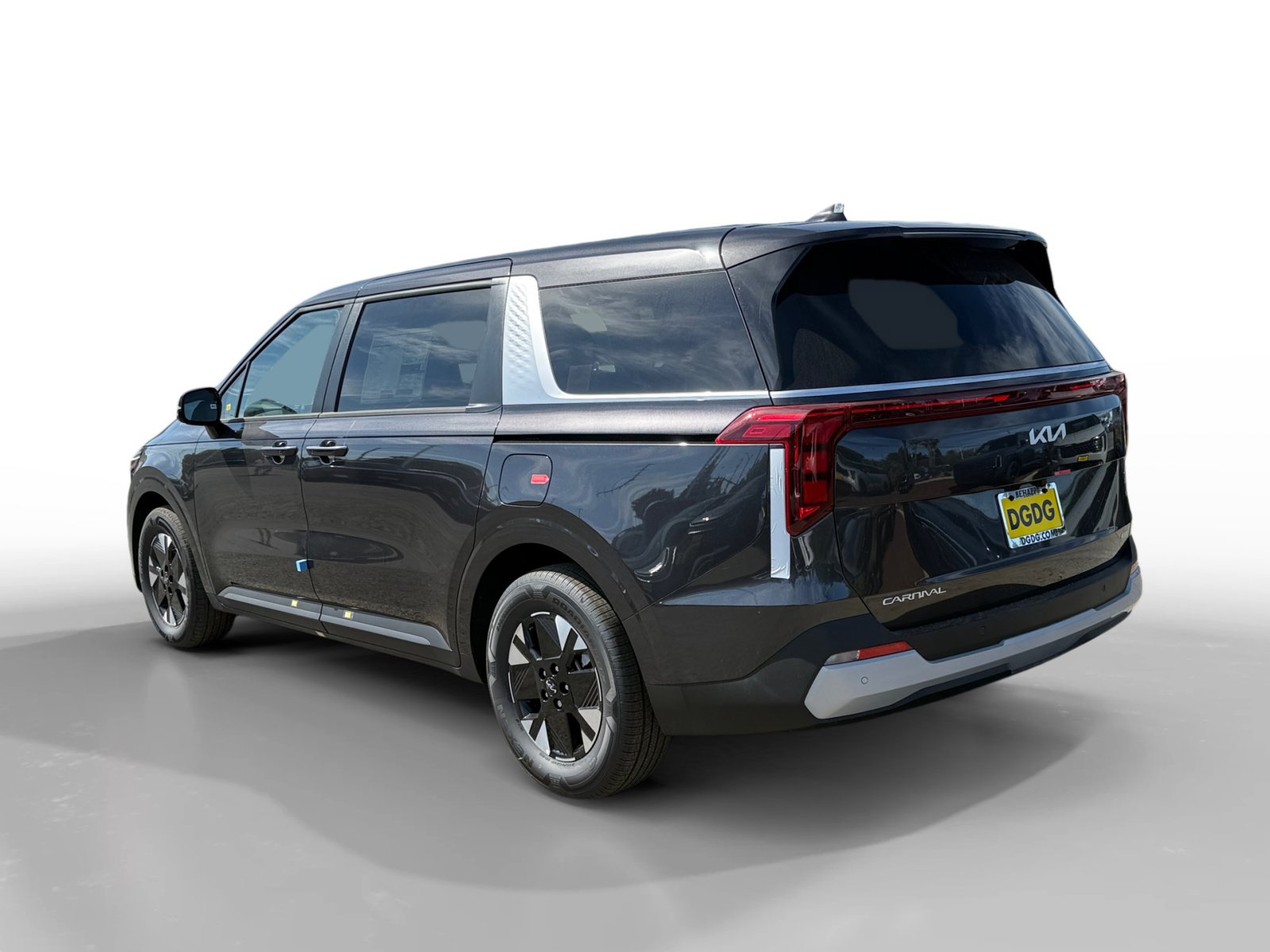 New 2027 Kia Carnival LXS FWD image 3