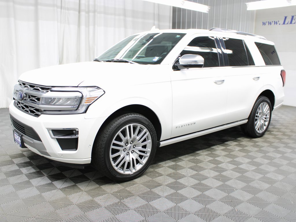 Used 2024 Ford Expedition Platinum image 6