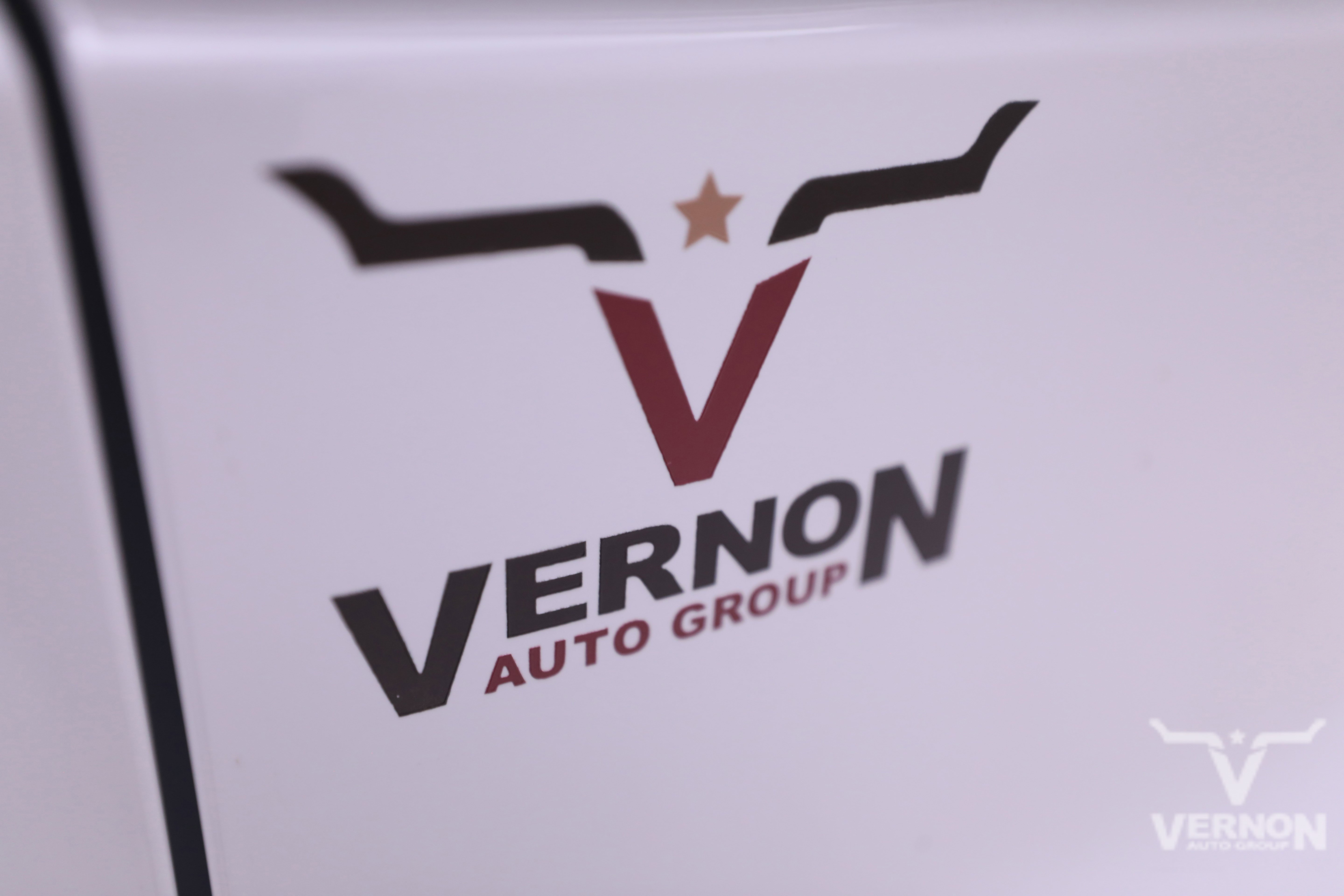 New 2025 GMC Acadia Elevation image 39