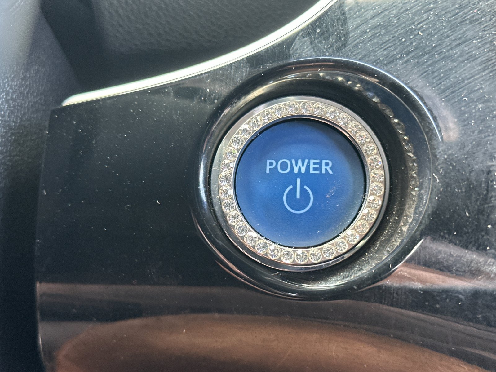Used 2022 Toyota Prius Prime LE FWD image 22