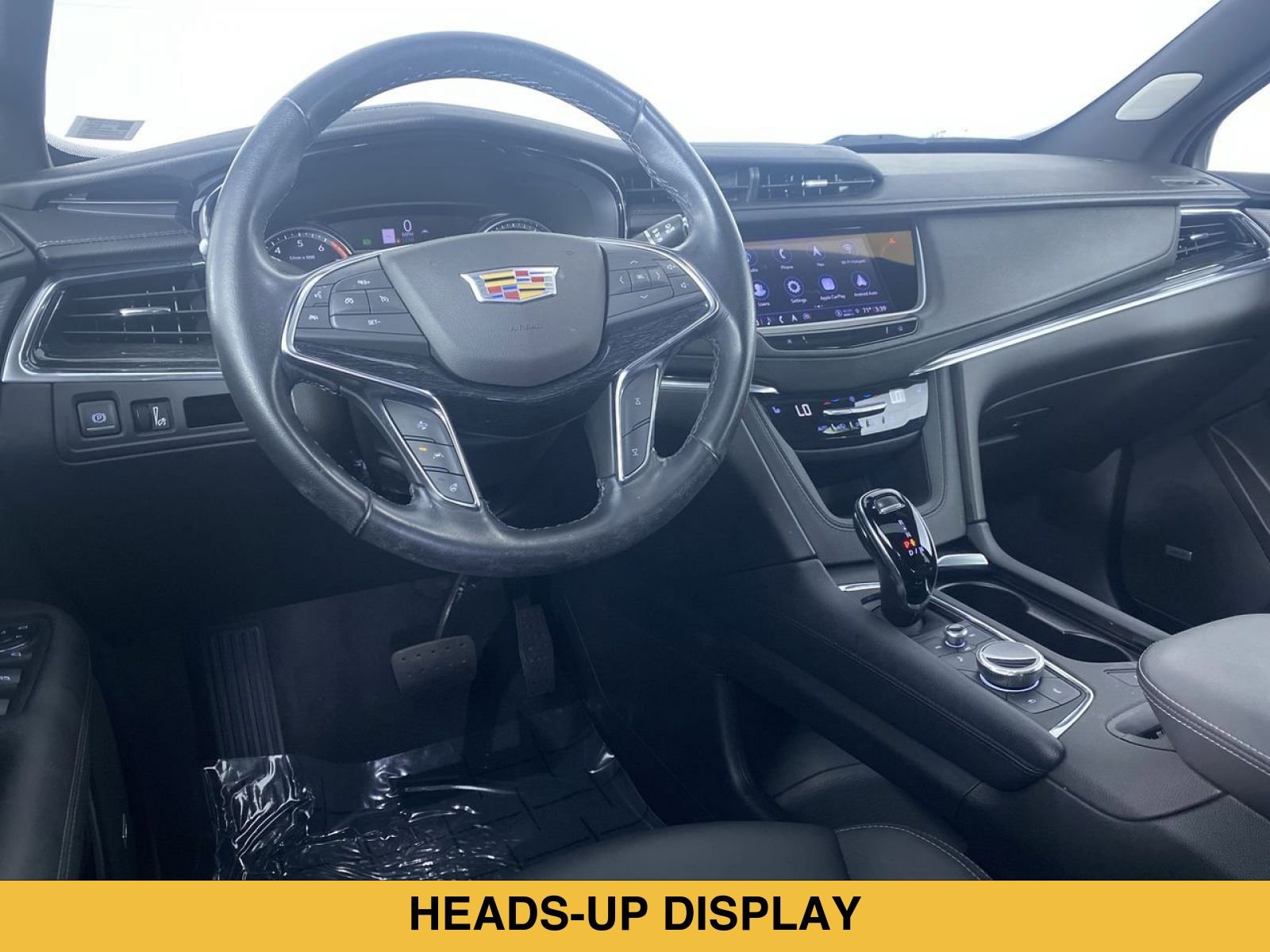 Certified 2022 Cadillac XT5 Premium Luxury AWD/4WD image 2