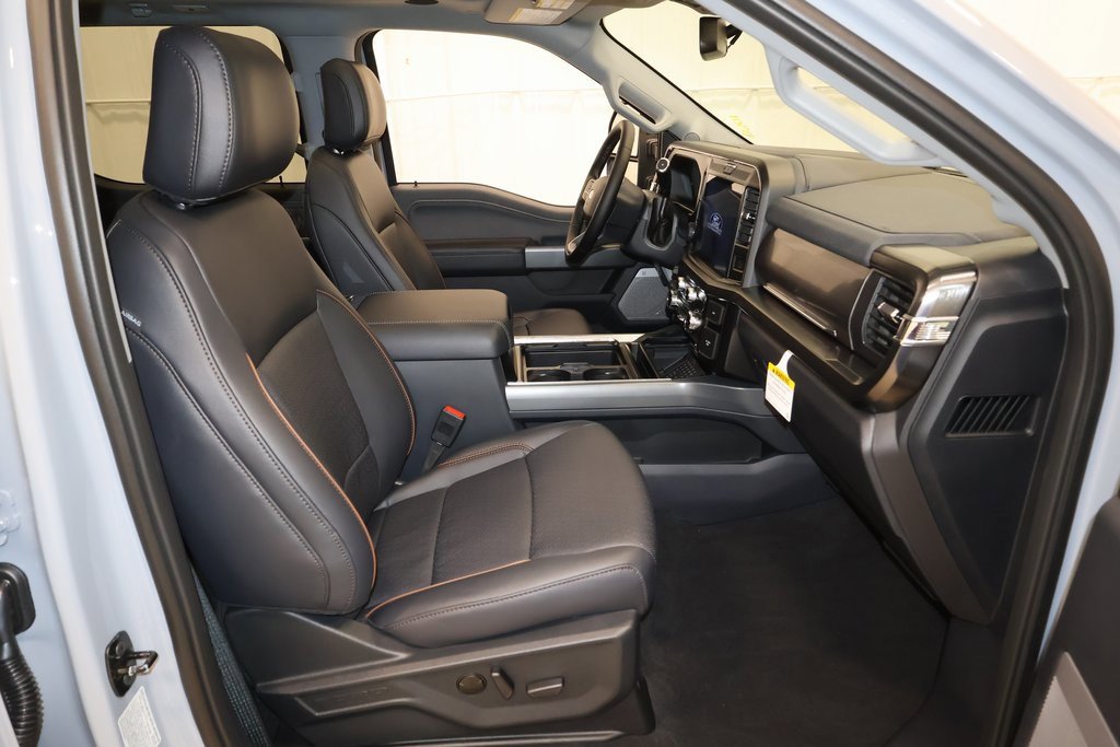 New 2025 Ford F350 Lariat w/ Lariat Ultimate Package image 16