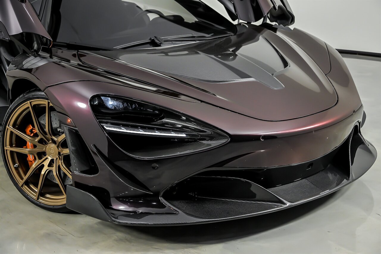 Used 2018 McLaren 720S RWD image 2