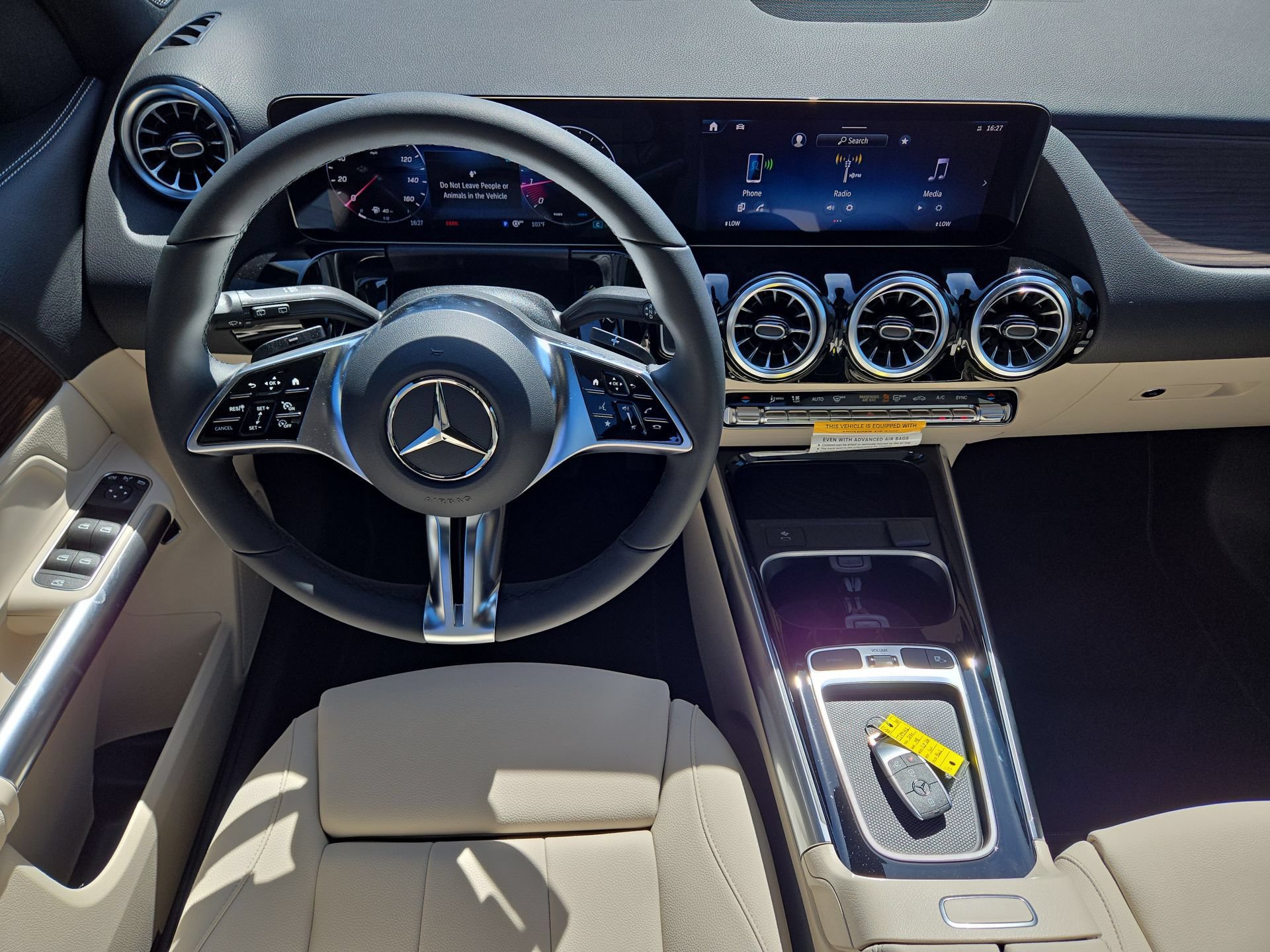 New 2026 Mercedes-Benz GLA 250 4MATIC image 14