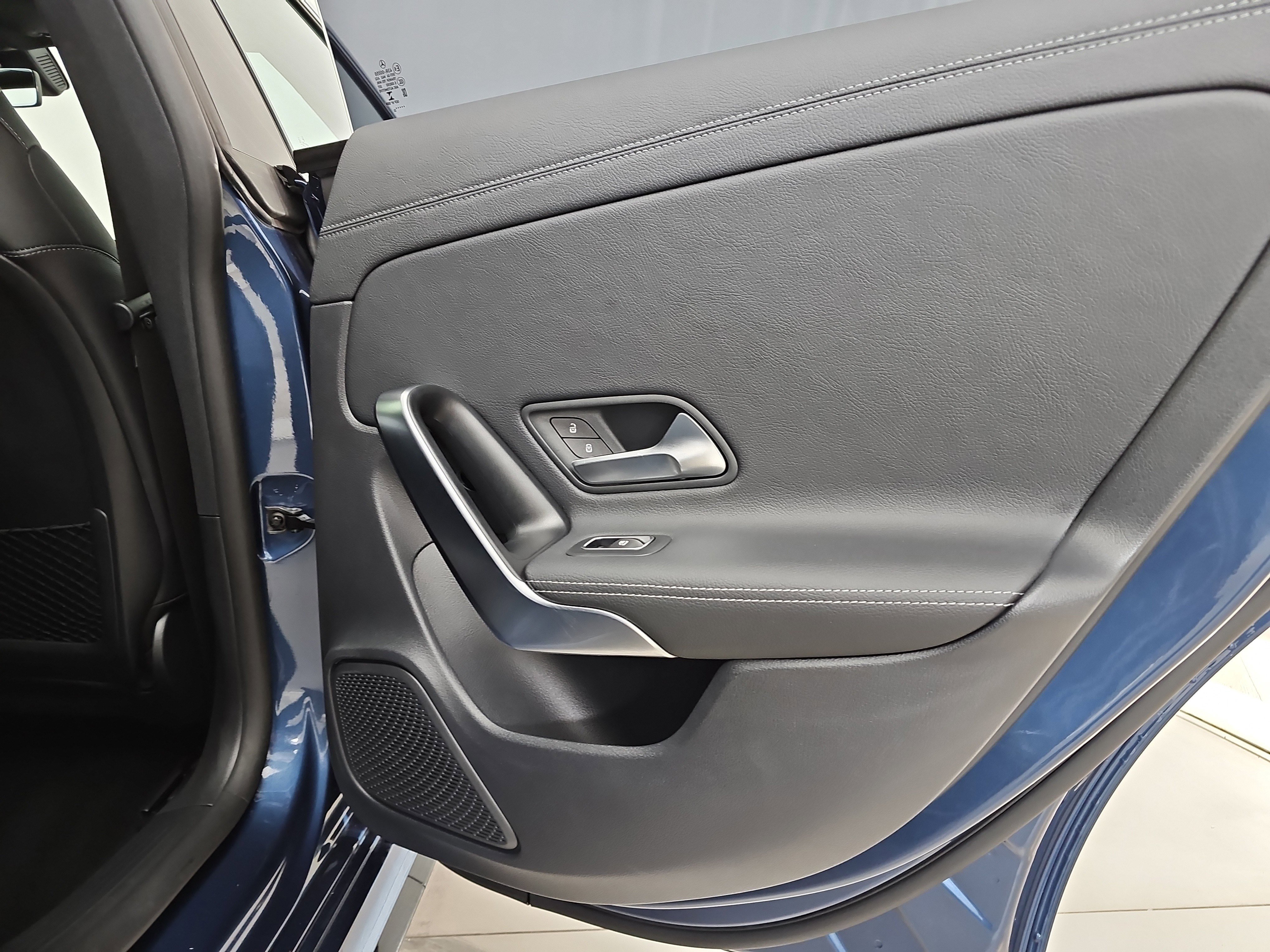 Used 2022 Mercedes-Benz CLA 35 AMG 4MATIC image 28